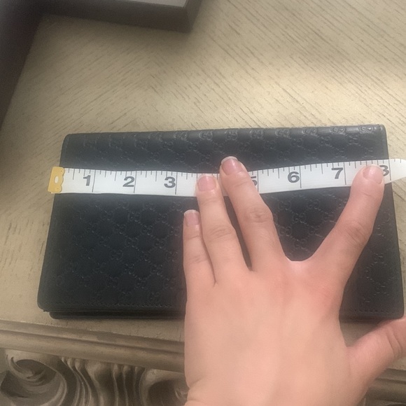 Authentic Gucci Microgussima Monogram Logo Soft Margaux Leather Trifold Wallet - Picture 13 of 15